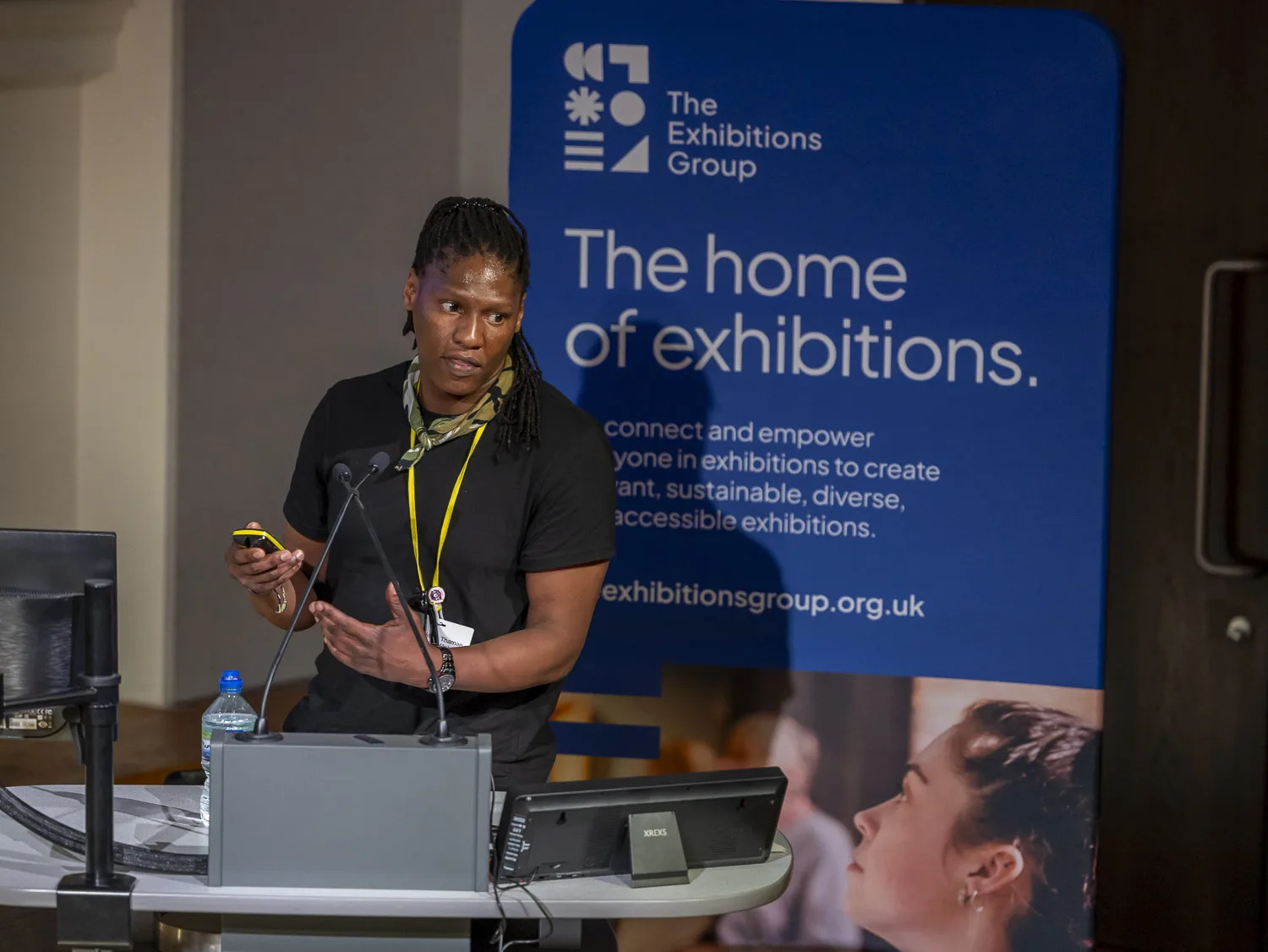 Exhibitions Connect